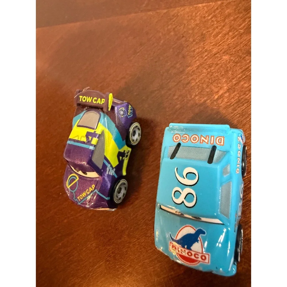 Disney Pixar Cars Mini Racers Chick Hicks Dinoco 86 & Tow Cap 4 Mattel Lot‎ of 2